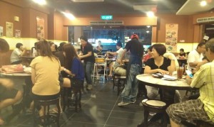 Full house in Win Soon Cafe Full house in Win Soon Cafe